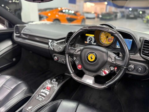 Ferrari 458 4.5 458 Spider DCT Semi-Auto 2dr 28