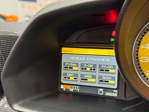 Ferrari 458 4.5 458 Spider DCT Semi-Auto 2dr 31