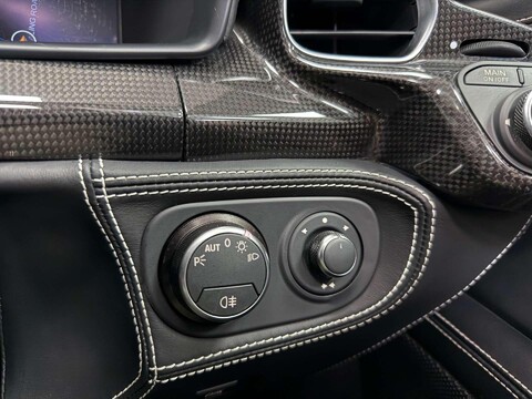 Ferrari 458 4.5 458 Spider DCT Semi-Auto 2dr 36