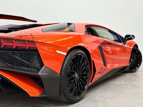 Lamborghini Aventador 6.5 V12 LP 750-4 Superveloce Coupe 2dr Petrol ISR 4WD Euro 6 (750 bhp) 29