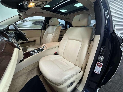 Rolls-Royce Ghost 6.6 Ghost V12 Extended Wheelbase 4dr 31