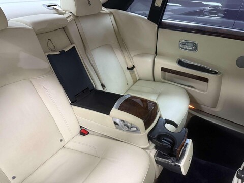 Rolls-Royce Ghost 6.6 Ghost V12 Extended Wheelbase 4dr 43