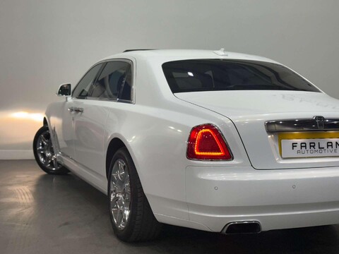 Rolls-Royce Ghost 6.6 Ghost V12 Extended Wheelbase 4dr 10