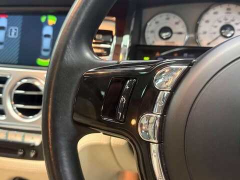 Rolls-Royce Ghost 6.6 Ghost V12 Extended Wheelbase 4dr 38