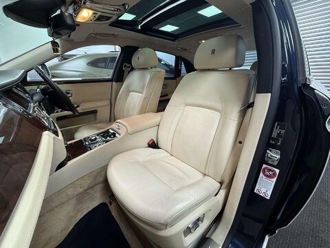 Rolls-Royce Ghost 6.6 Ghost V12 Extended Wheelbase 4dr 32