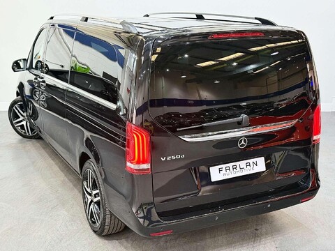 Mercedes-Benz V Class 2.2 V250d BlueTEC Sport MPV 5dr Diesel G-Tronic+ Euro 6 (s/s) 8 Seat XLWB ( 25