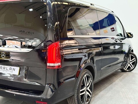 Mercedes-Benz V Class 2.2 V250d BlueTEC Sport MPV 5dr Diesel G-Tronic+ Euro 6 (s/s) 8 Seat XLWB ( 32