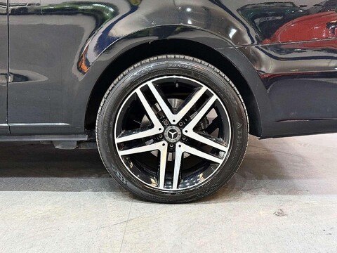 Mercedes-Benz V Class 2.2 V250d BlueTEC Sport MPV 5dr Diesel G-Tronic+ Euro 6 (s/s) 8 Seat XLWB ( 65