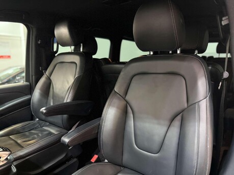 Mercedes-Benz V Class 2.2 V250d BlueTEC Sport MPV 5dr Diesel G-Tronic+ Euro 6 (s/s) 8 Seat XLWB ( 