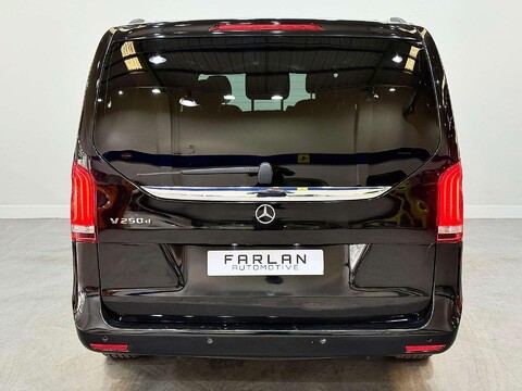 Mercedes-Benz V Class 2.2 V250d BlueTEC Sport MPV 5dr Diesel G-Tronic+ Euro 6 (s/s) 8 Seat XLWB ( 30