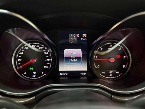 Mercedes-Benz V Class 2.2 V250d BlueTEC Sport MPV 5dr Diesel G-Tronic+ Euro 6 (s/s) 8 Seat XLWB ( 37