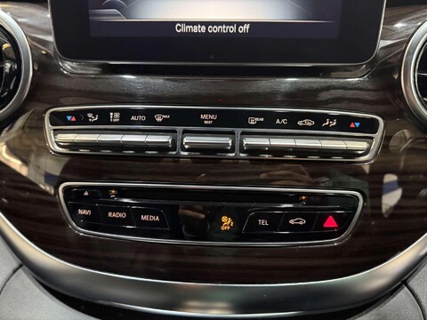 Mercedes-Benz V Class 2.2 V250d BlueTEC Sport MPV 5dr Diesel G-Tronic+ Euro 6 (s/s) 8 Seat XLWB ( 51