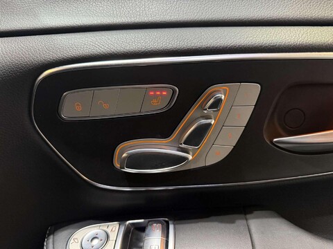 Mercedes-Benz V Class 2.2 V250d BlueTEC Sport MPV 5dr Diesel G-Tronic+ Euro 6 (s/s) 8 Seat XLWB ( 53