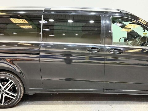 Mercedes-Benz V Class 2.2 V250d BlueTEC Sport MPV 5dr Diesel G-Tronic+ Euro 6 (s/s) 8 Seat XLWB ( 22