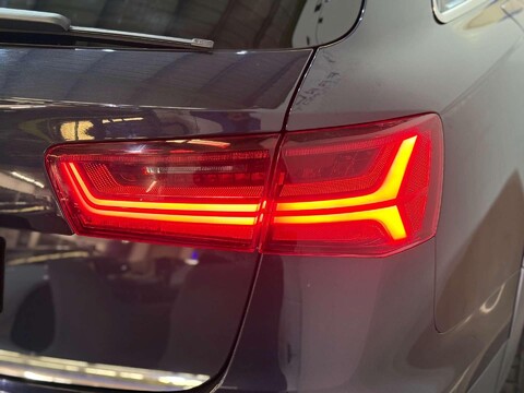 Audi A6 Allroad 3.0 TDI V6 Sport Estate 5dr Diesel S Tronic quattro Euro 6 (s/s) (218 ps) 50