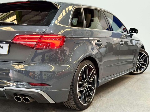 Audi S3 2.0 TFSI Sportback 5dr Petrol S Tronic quattro Euro 6 (s/s) (300 ps) 23