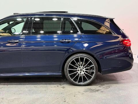 Mercedes-Benz E Class 2.0 E220d AMG Line Night Edition (Premium Plus) Estate 5dr Diesel G-Tronic+ 19