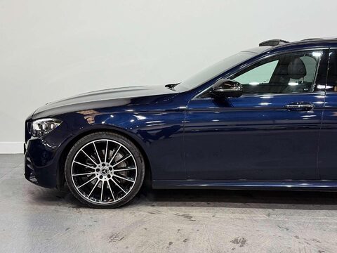 Mercedes-Benz E Class 2.0 E220d AMG Line Night Edition (Premium Plus) Estate 5dr Diesel G-Tronic+ 18