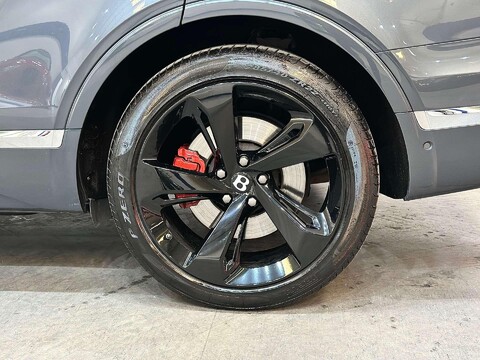 Bentley Bentayga 6.0 W12 SUV 5dr Petrol Auto 4WD Euro 6 (s/s) (608 ps) 48