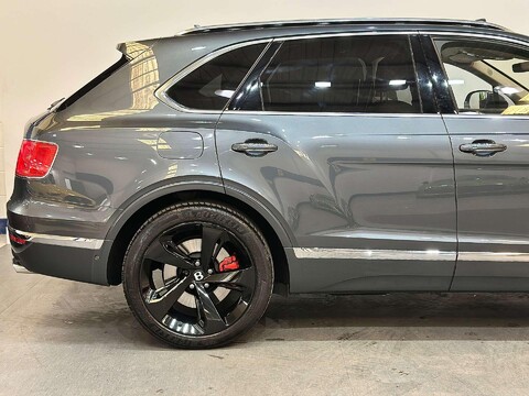 Bentley Bentayga 6.0 W12 SUV 5dr Petrol Auto 4WD Euro 6 (s/s) (608 ps) 16