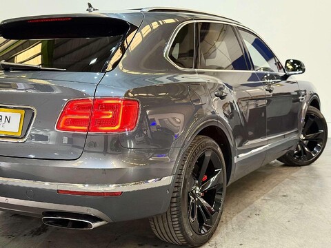 Bentley Bentayga 6.0 W12 SUV 5dr Petrol Auto 4WD Euro 6 (s/s) (608 ps) 30