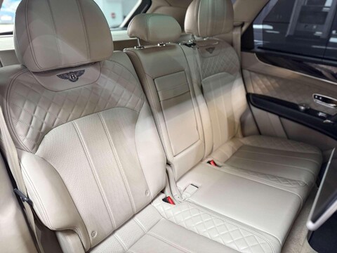 Bentley Bentayga 6.0 W12 SUV 5dr Petrol Auto 4WD Euro 6 (s/s) (608 ps) 40