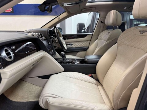 Bentley Bentayga 6.0 W12 SUV 5dr Petrol Auto 4WD Euro 6 (s/s) (608 ps) 41