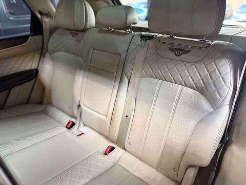 Bentley Bentayga 6.0 W12 SUV 5dr Petrol Auto 4WD Euro 6 (s/s) (608 ps) 38
