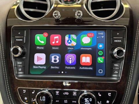 Bentley Bentayga 6.0 W12 SUV 5dr Petrol Auto 4WD Euro 6 (s/s) (608 ps) 61