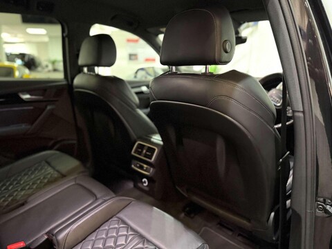 Audi SQ5 3.0 TFSI V6 SUV 5dr Petrol Tiptronic quattro Euro 6 (s/s) (354 ps) 46