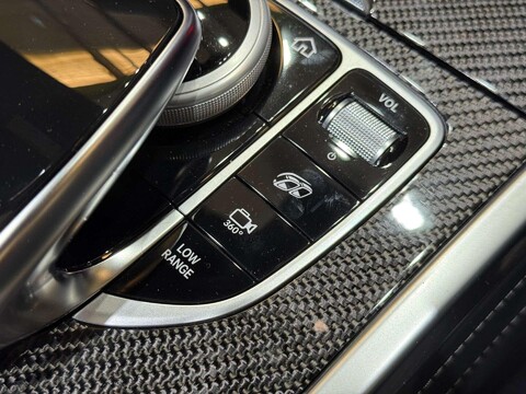 Mercedes-Benz G Class 4.0 G63 V8 BiTurbo AMG Magno Edition SUV 5dr Petrol SpdS+9GT 4MATIC Euro 6  67