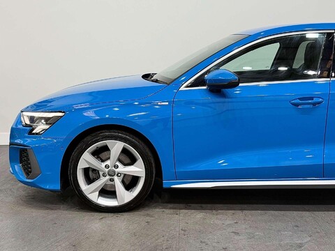 Audi A3 1.5 TFSI 35 S line Saloon 4dr Petrol S Tronic Euro 6 (s/s) (150 ps) 20