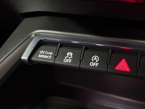 Audi A3 1.5 TFSI 35 S line Saloon 4dr Petrol S Tronic Euro 6 (s/s) (150 ps) 46