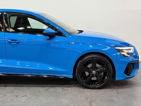 Audi A3 1.5 TFSI 35 S line Saloon 4dr Petrol S Tronic Euro 6 (s/s) (150 ps) 17