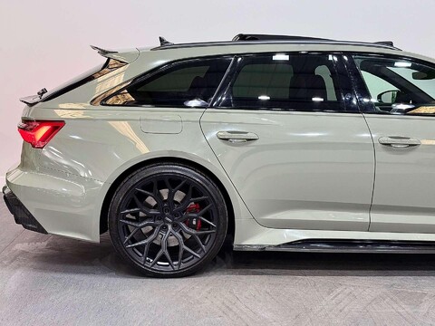 Audi RS6 4.0 TFSI V8 Launch Edition Estate 5dr Petrol Tiptronic quattro Euro 6 (s/s) 16