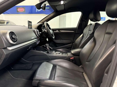 Audi S3 2.0 TFSI Black Edition Sportback 5dr Petrol S Tronic quattro Euro 6 (s/s) ( 33