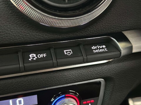 Audi S3 2.0 TFSI Black Edition Sportback 5dr Petrol S Tronic quattro Euro 6 (s/s) ( 46