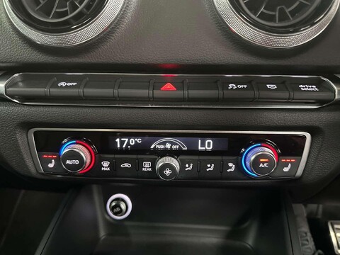 Audi S3 2.0 TFSI Black Edition Sportback 5dr Petrol S Tronic quattro Euro 6 (s/s) ( 47