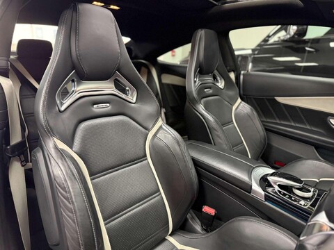 Mercedes-Benz C Class 4.0 C63 V8 BiTurbo AMG S (Premium) Coupe 2dr Petrol SpdS MCT Euro 6 (s/s) ( 31