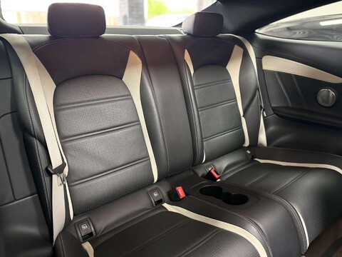 Mercedes-Benz C Class 4.0 C63 V8 BiTurbo AMG S (Premium) Coupe 2dr Petrol SpdS MCT Euro 6 (s/s) ( 33