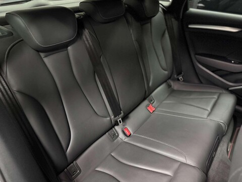 Audi S3 2.0 TFSI Black Edition Sportback 5dr Petrol S Tronic quattro Euro 6 (s/s) ( 31