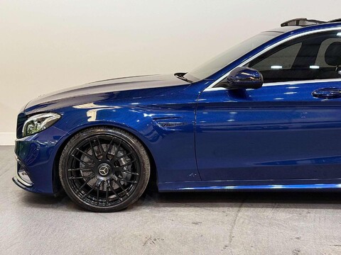 Mercedes-Benz C Class 4.0 C63 V8 BiTurbo AMG (Premium) Saloon 4dr Petrol SpdS MCT Euro 6 (s/s) (4 19