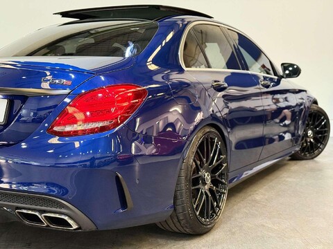 Mercedes-Benz C Class 4.0 C63 V8 BiTurbo AMG (Premium) Saloon 4dr Petrol SpdS MCT Euro 6 (s/s) (4 30