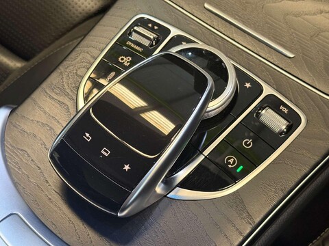 Mercedes-Benz C Class 4.0 C63 V8 BiTurbo AMG (Premium) Saloon 4dr Petrol SpdS MCT Euro 6 (s/s) (4 46