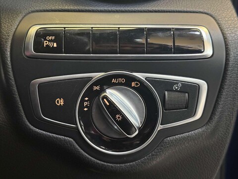 Mercedes-Benz C Class 4.0 C63 V8 BiTurbo AMG (Premium) Saloon 4dr Petrol SpdS MCT Euro 6 (s/s) (4 56