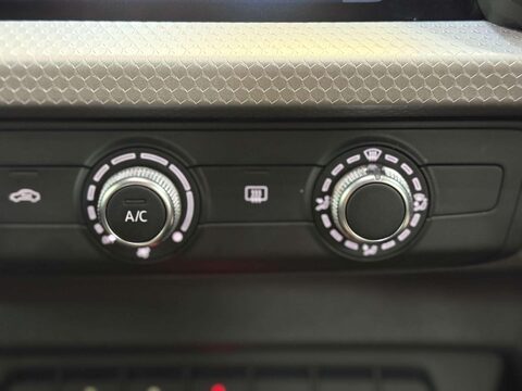 Audi A1 1.0 TFSI 30 S line Sportback 5dr Petrol S Tronic Euro 6 (s/s) (110 ps) 49