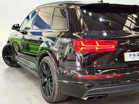 Audi SQ7 4.0 TDI V8 SUV 5dr Diesel Tiptronic quattro Euro 6 (s/s) (435 ps) 24