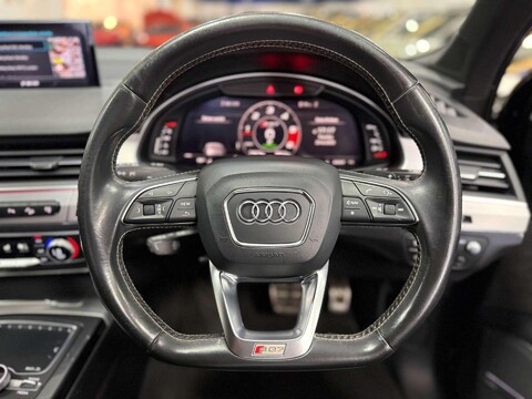 Audi SQ7 4.0 TDI V8 SUV 5dr Diesel Tiptronic quattro Euro 6 (s/s) (435 ps) 38