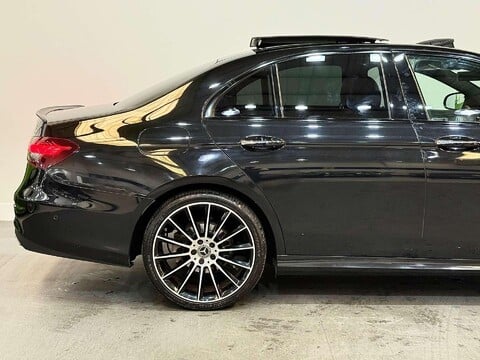 Mercedes-Benz E Class 2.0 E220d AMG Line Night Edition (Premium Plus) Saloon 4dr Diesel G-Tronic+ 16