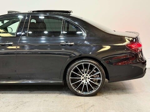 Mercedes-Benz E Class 2.0 E220d AMG Line Night Edition (Premium Plus) Saloon 4dr Diesel G-Tronic+ 20